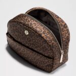 Lululemon City Essentials Pouch 4L