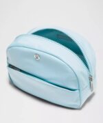 Lululemon City Essentials Pouch 4L - Seafoam